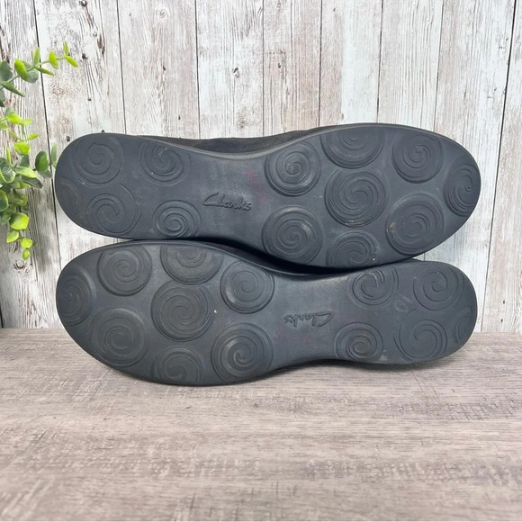 Clarks Artisan Aubria Myth Black Leather Slip On Loafers - Picture 2 of 7